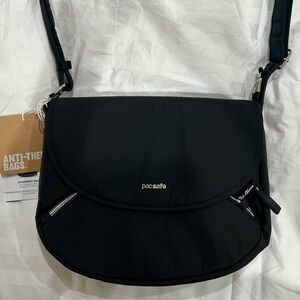 PACSAFE ANTI-THEFT CROSSBODY BAG NWT